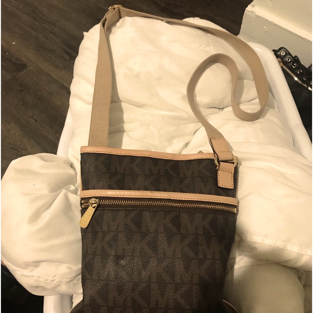 Michael Kors Crossbody Bag